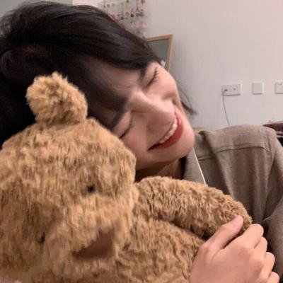 丈夫、父亲、杀手：AlyssaPladl的故事